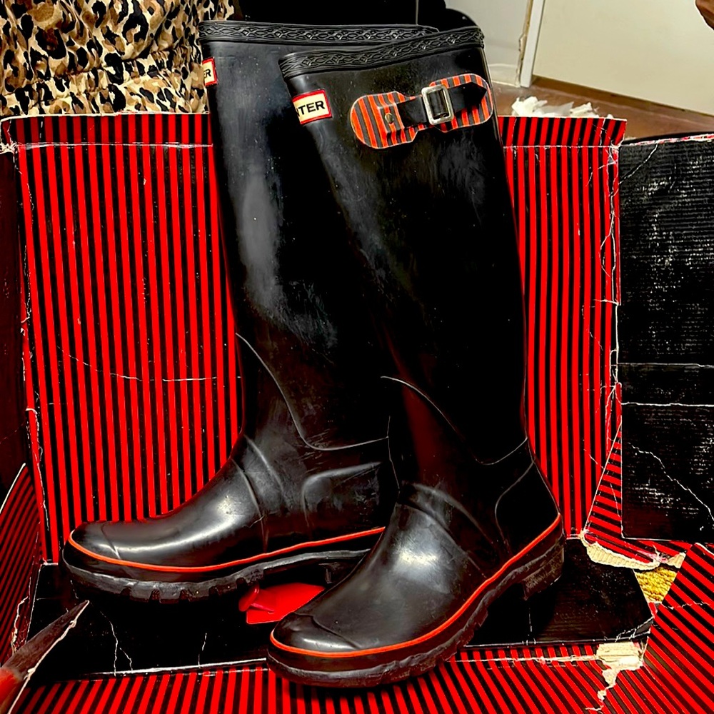 Rare Hunter boots